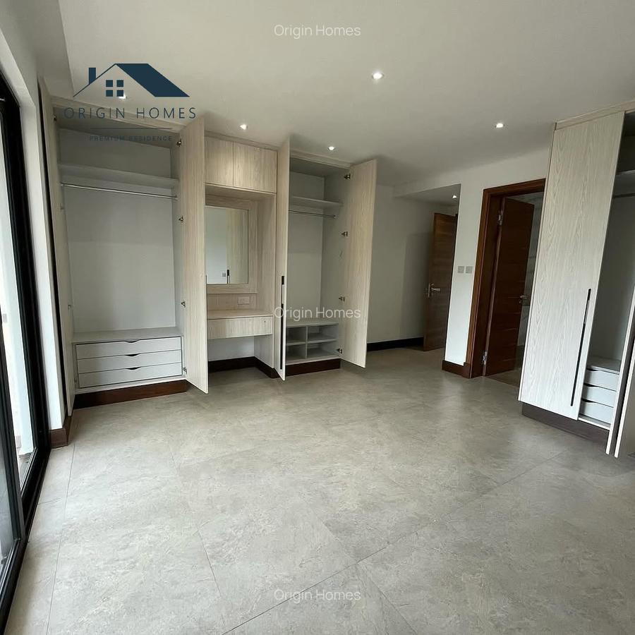 5 Bed Townhouse with En Suite at Kitisuru - 9