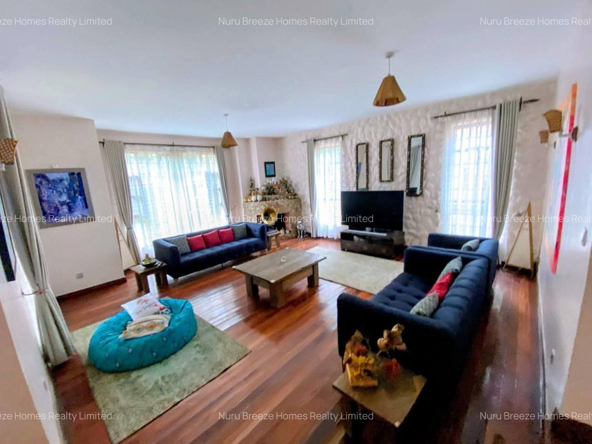 4 Bed Townhouse with En Suite in Spring Valley - 2