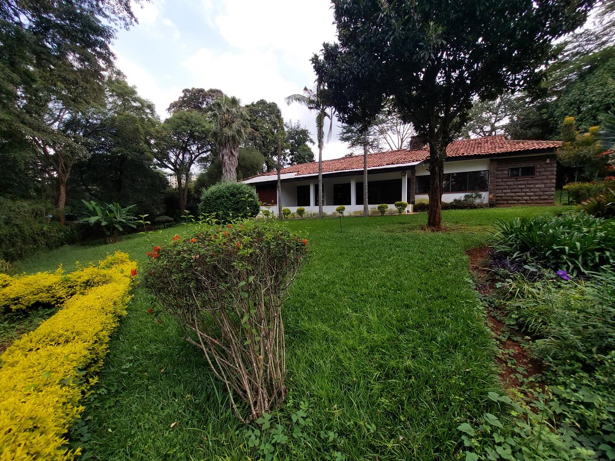 4 Bed House with En Suite at Mugumo Road - 9