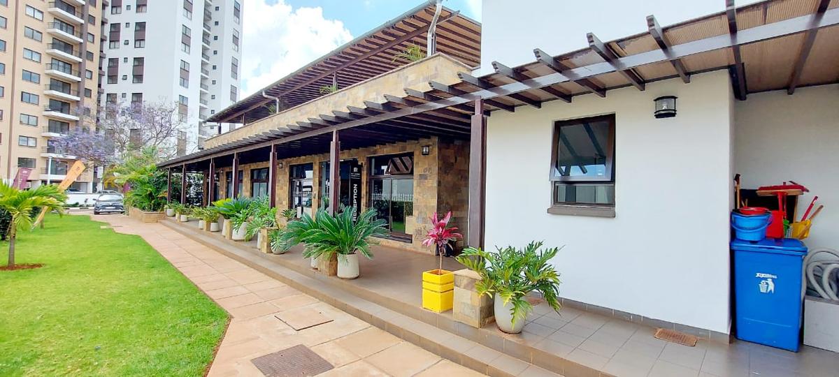 2 Bed Apartment with En Suite at Garden City - 13