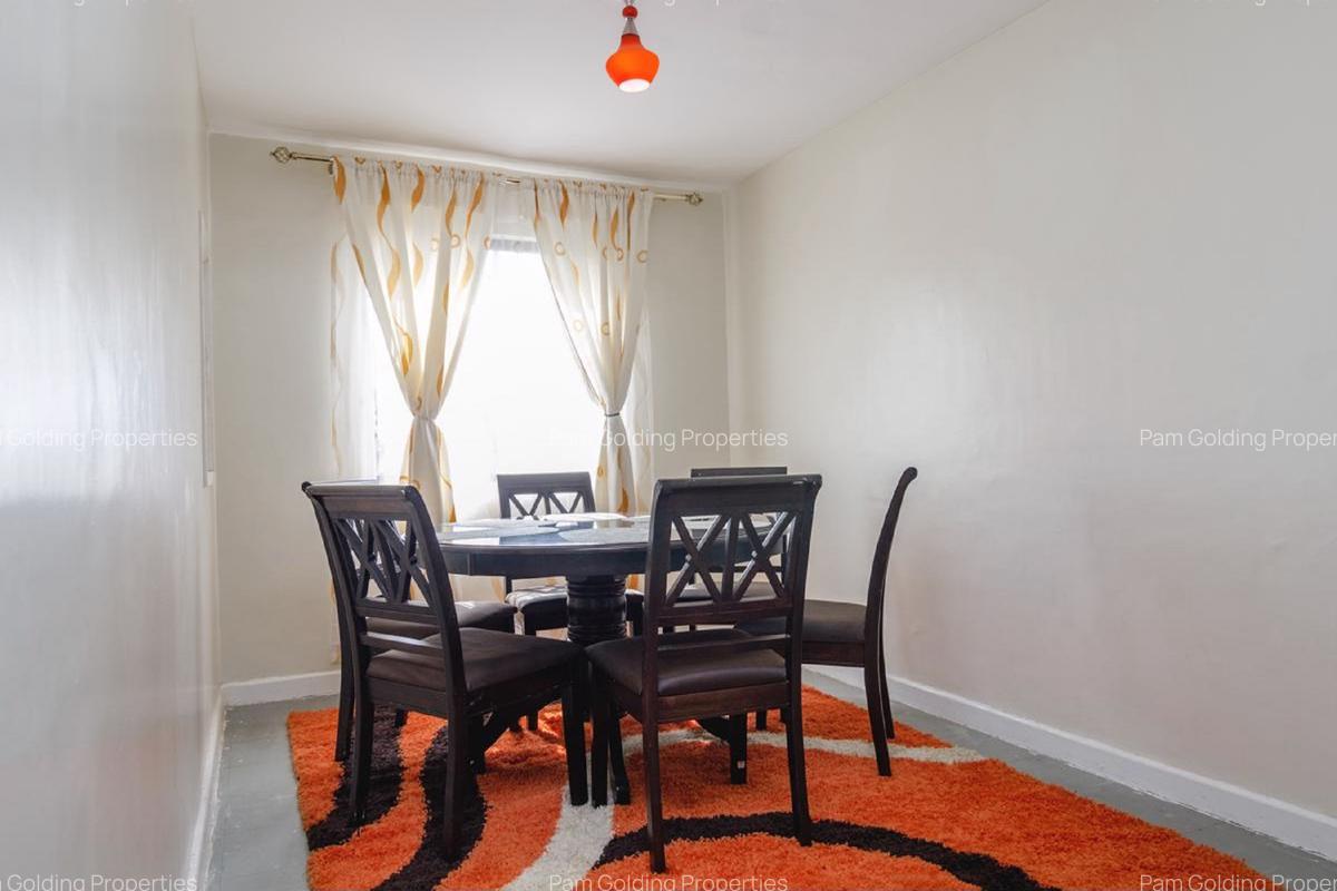 3 Bed Apartment with En Suite at Nyayo Estate - 3