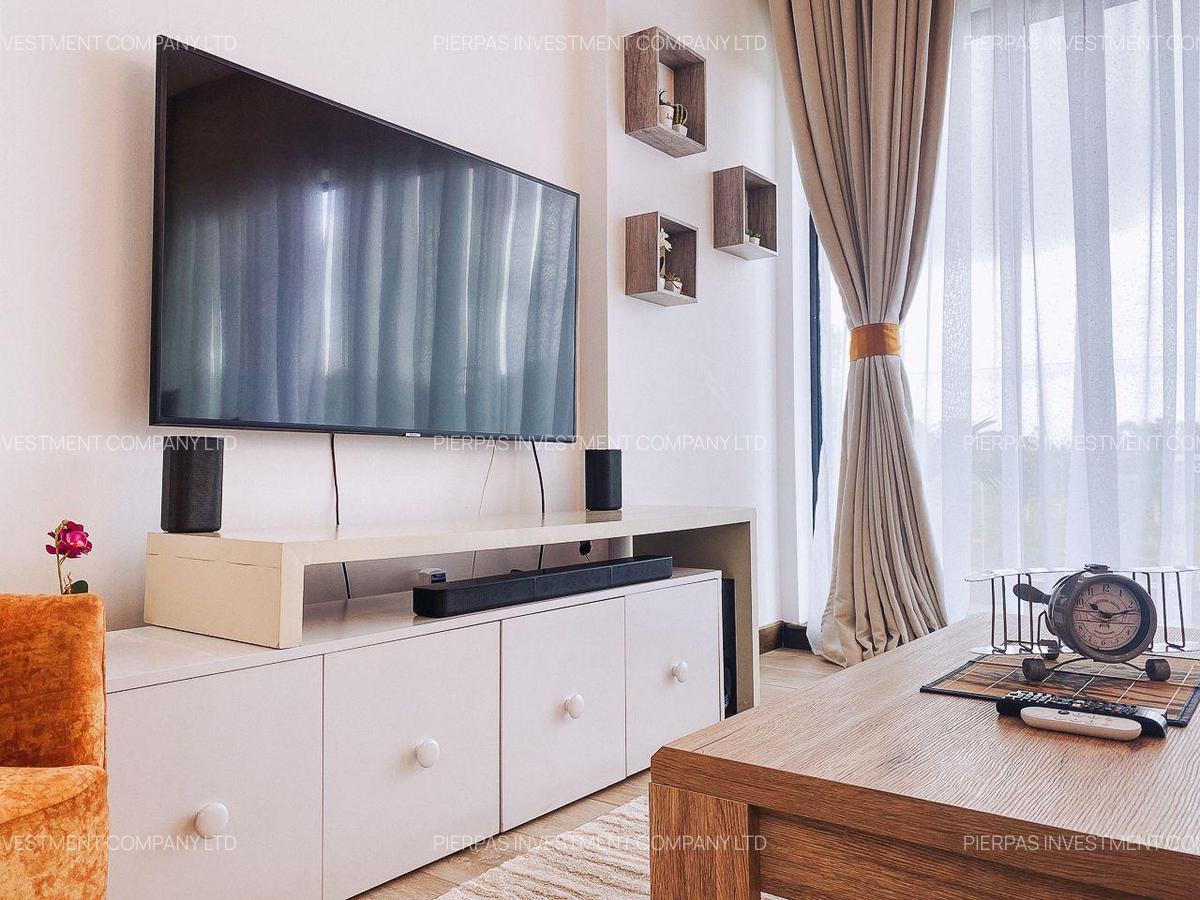 Serviced 1 Bed Apartment with En Suite in Runda - 6