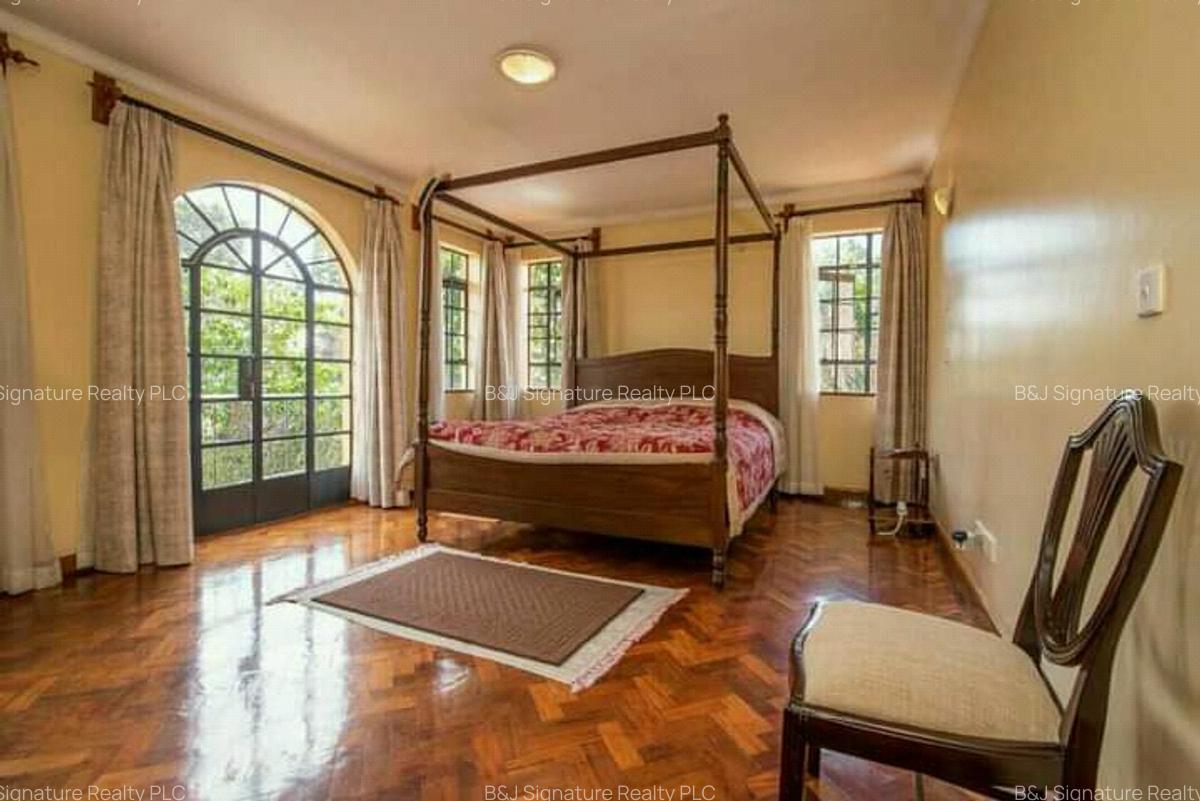 5 Bed Townhouse with En Suite in Kitisuru - 2