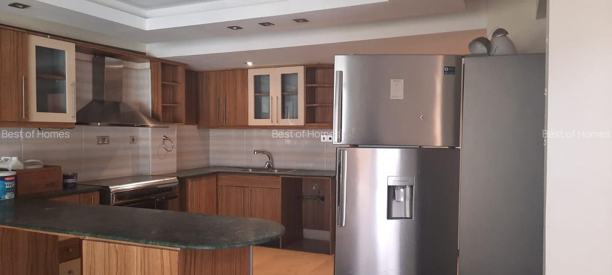 5 Bed Townhouse with En Suite in Lavington - 13