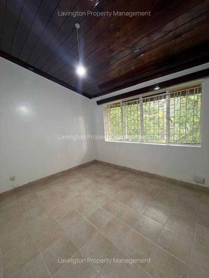 4 Bed House with En Suite at Lavington Green - 17