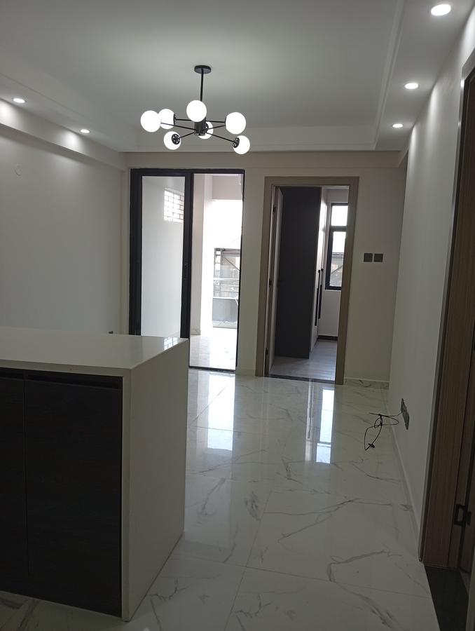 1 Bed Apartment with Gym in Kilimani - 9