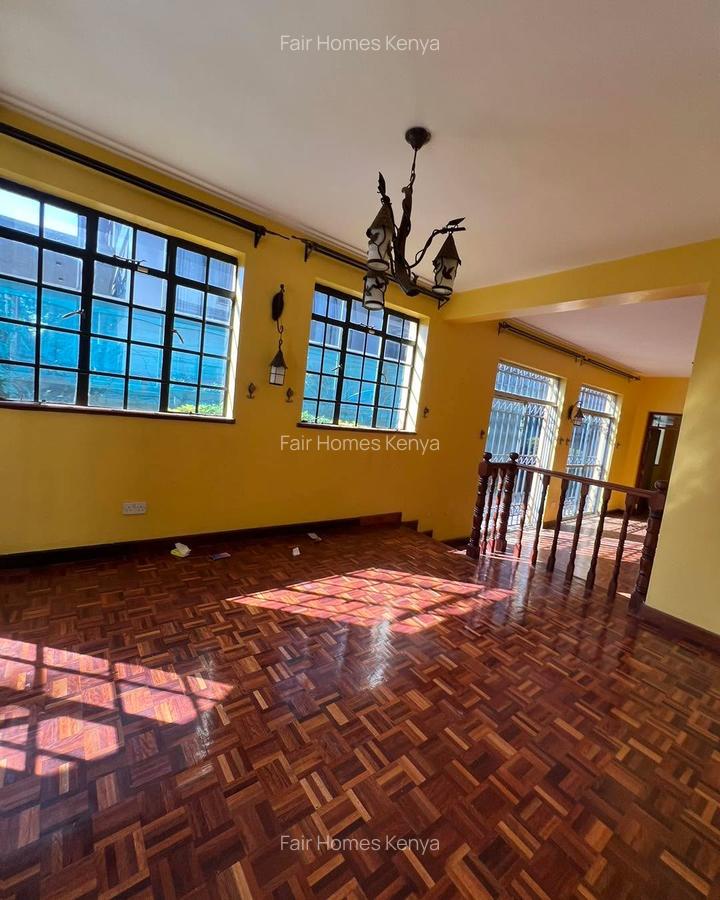 4 Bed Townhouse with En Suite at Lavington Green - 3