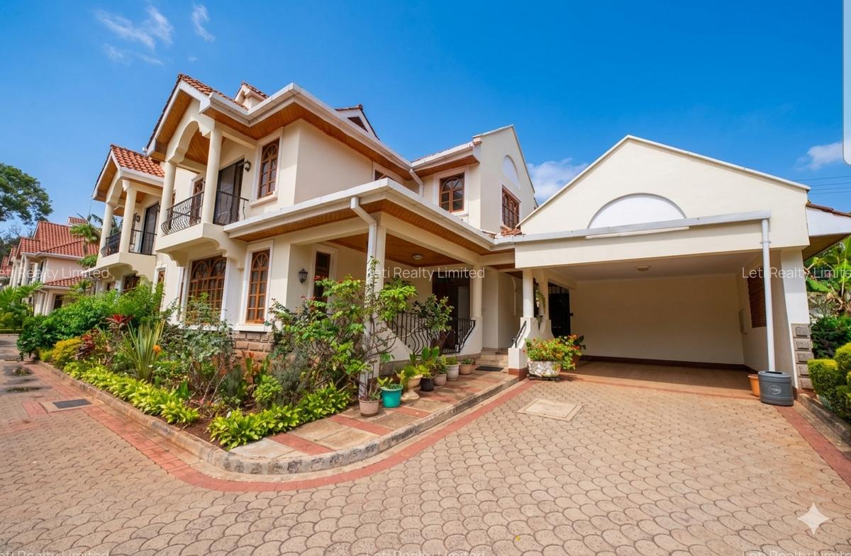 5 Bed Townhouse with En Suite in Lavington - 1