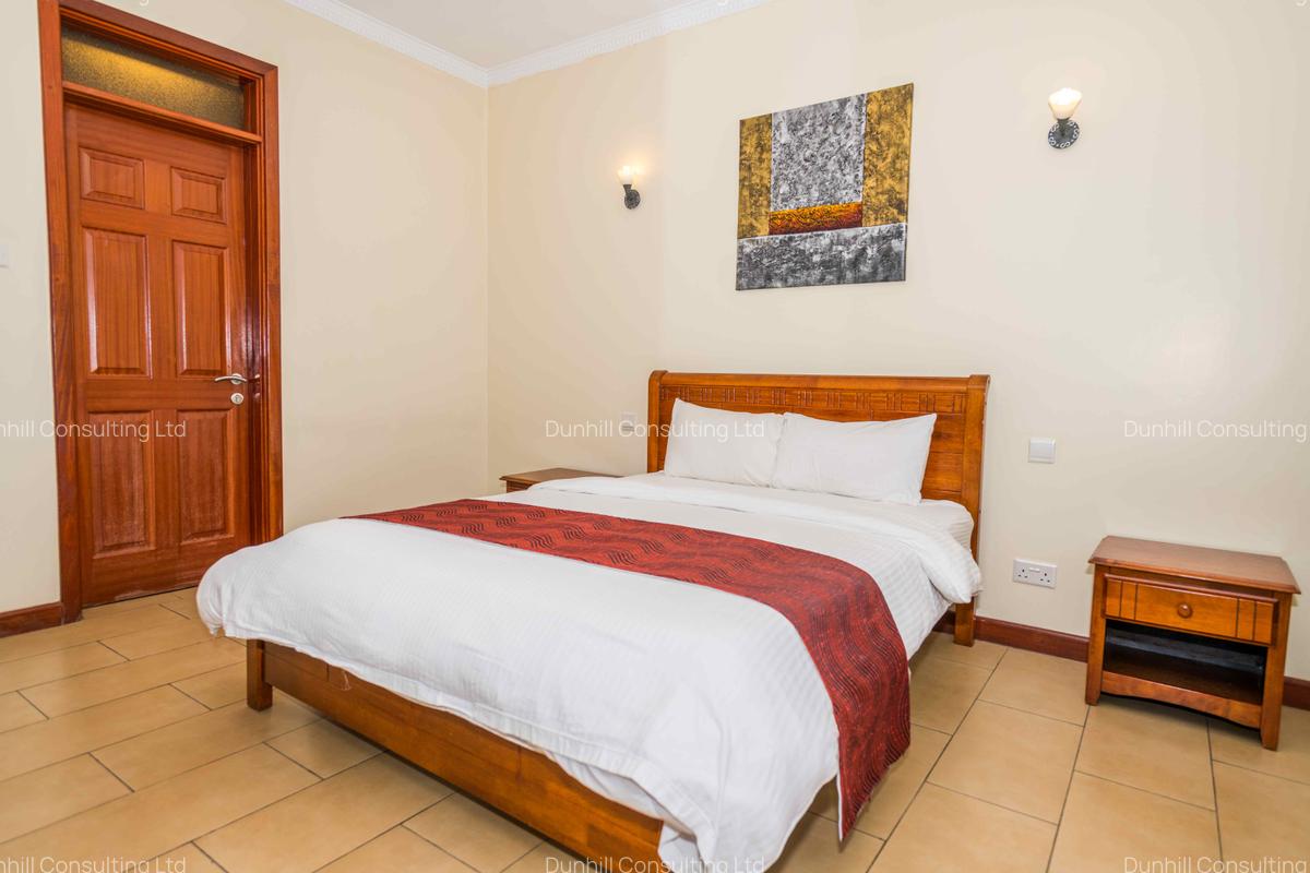 Serviced 2 Bed Apartment with En Suite at Westlands Avenue - 8