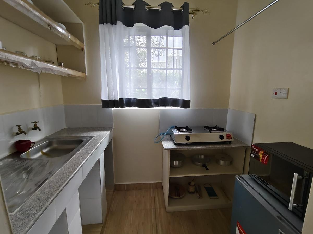 1 Bed House with Garden at Kerarapon Drive - 5