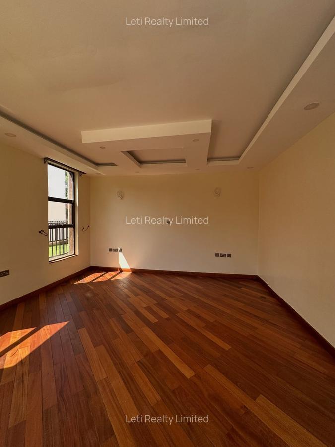 5 Bed Townhouse with En Suite in Kileleshwa - 13