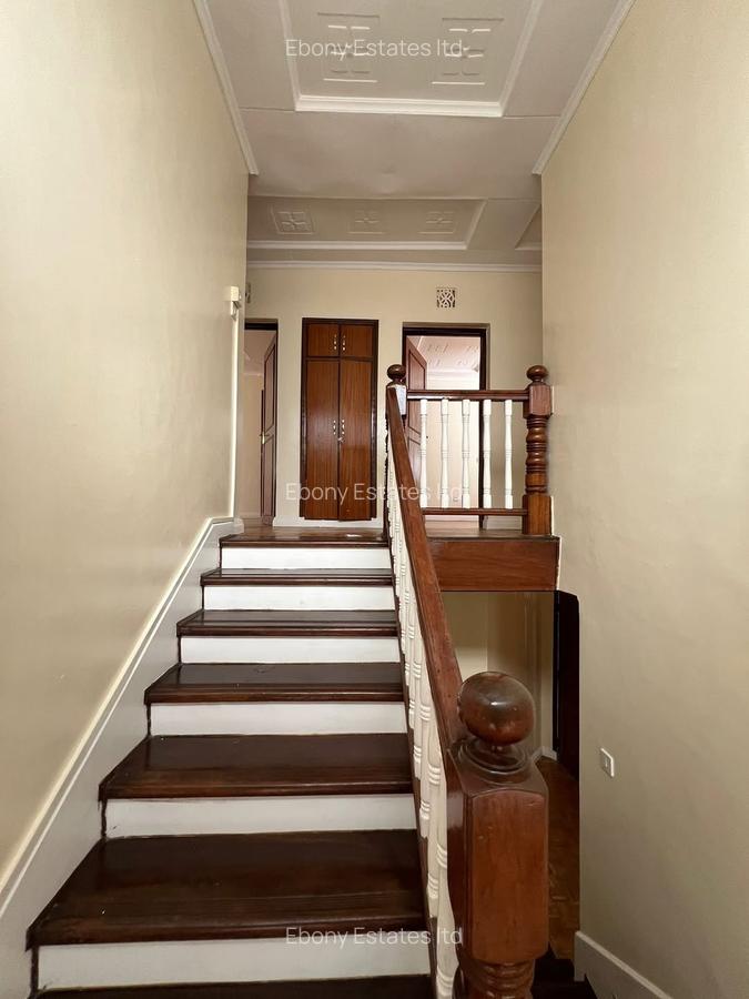 4 Bed Villa in Lavington - 6