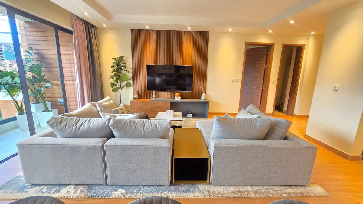 3 Bed Apartment with En Suite in Riverside - 7