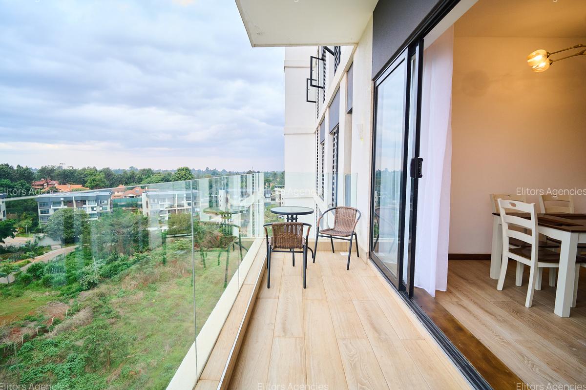 Serviced 2 Bed Apartment with En Suite at Two Rivers - 2