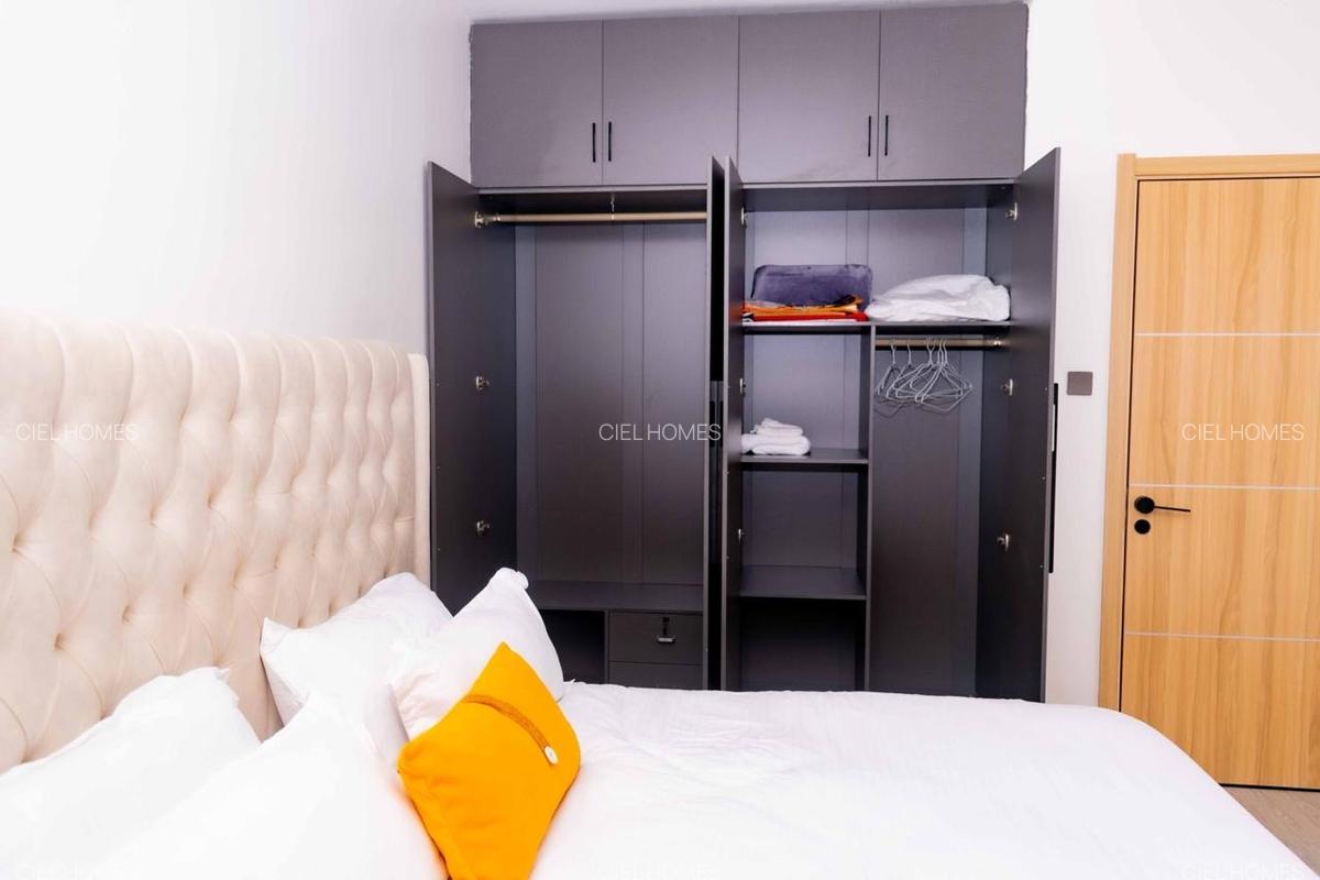 Serviced 1 Bed Apartment with En Suite in Lavington - 12