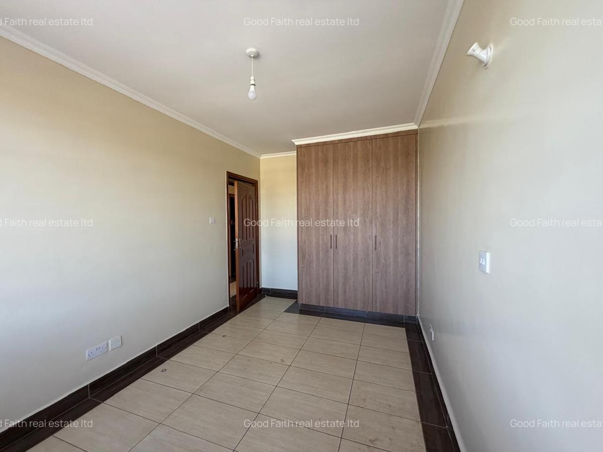 4 Bed Townhouse with Garden in Kiambu Road - 11