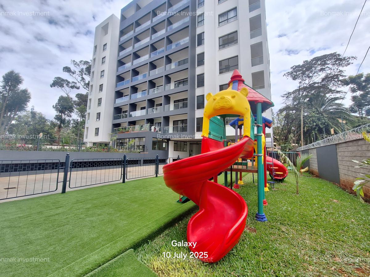 3 Bed Apartment with En Suite at Valley Arcade - 1