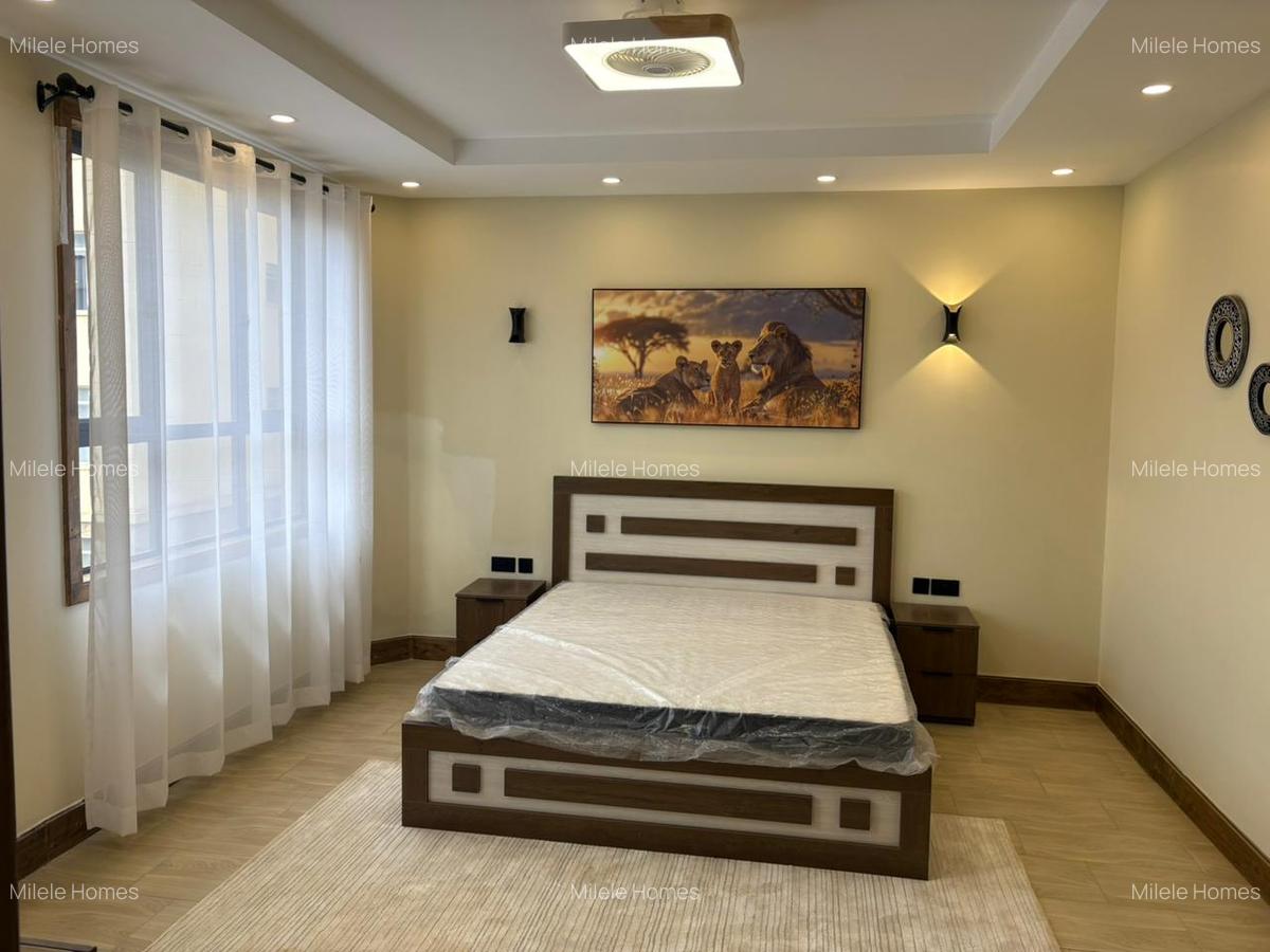 4 Bed Townhouse with En Suite in Banana - 7