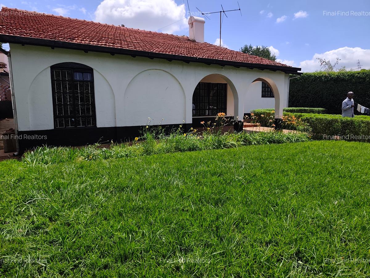 4 Bed House with En Suite in Loresho - 13