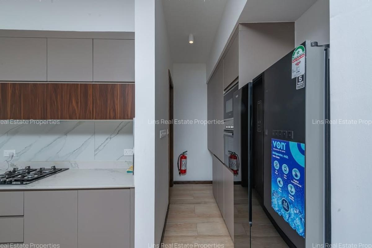 Serviced 1 Bed Apartment with En Suite in Rosslyn - 13