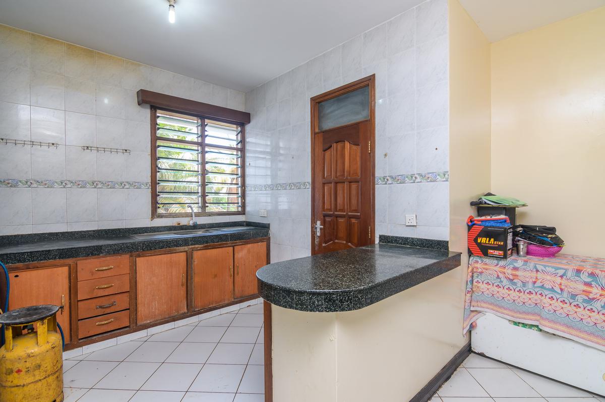 6 Bed House with Staff Quarters at Off Dr Rashid Ali Road - 6
