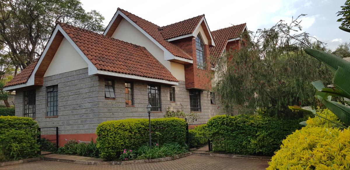 4 Bed Townhouse with En Suite at Chalbi Drive - 3