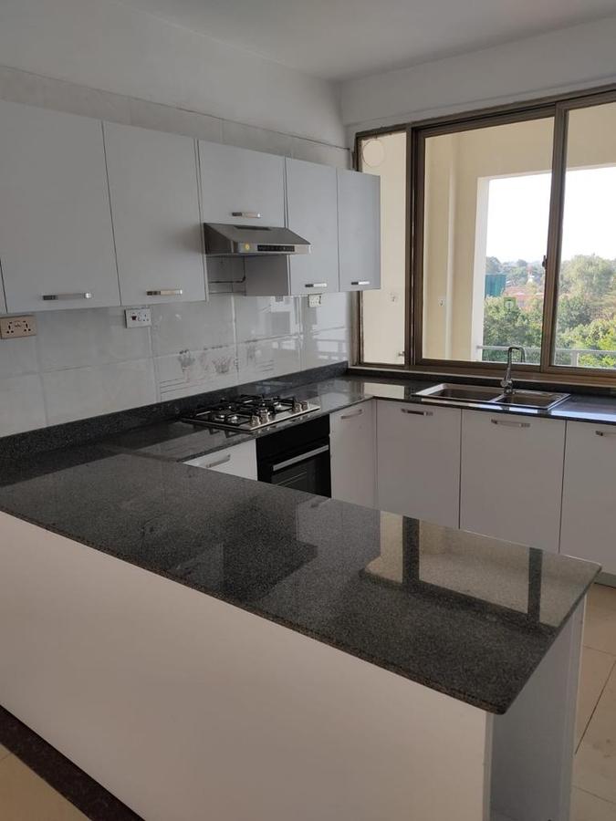 Serviced 3 Bed Apartment with Swimming Pool in Kilimani - 3