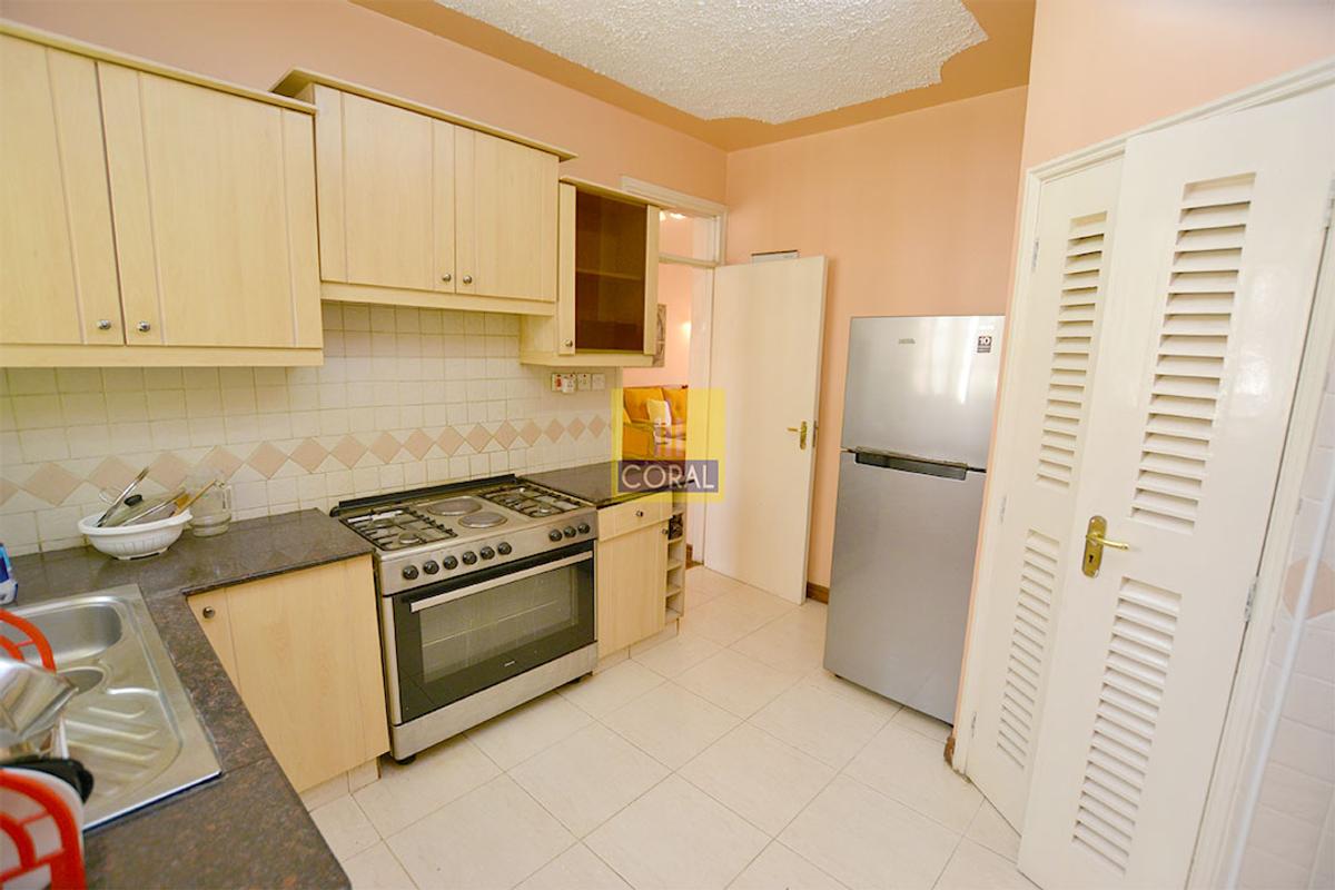 3 Bed Apartment with En Suite at Mvuli Road - 7