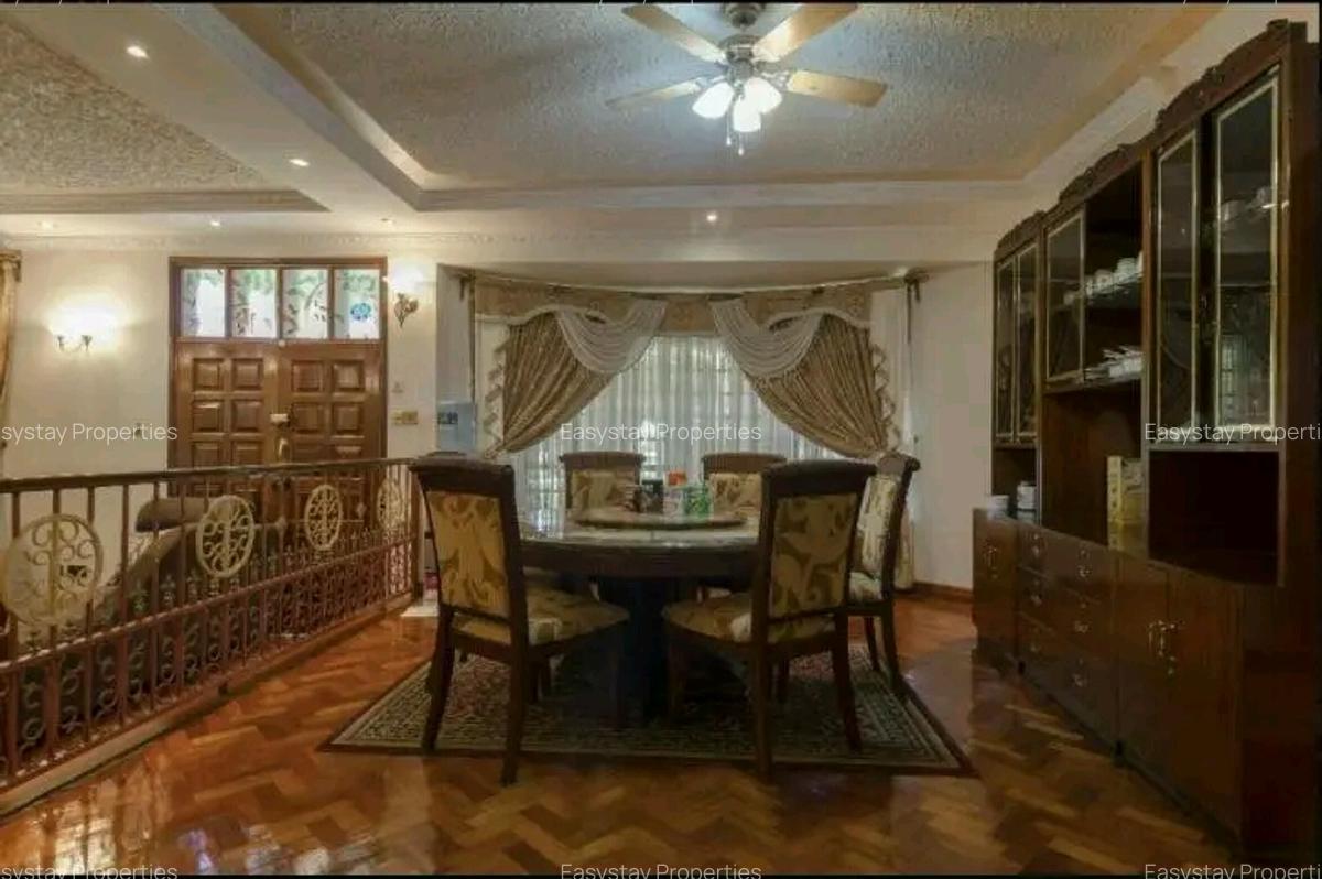 5 Bed House with En Suite in Runda - 14