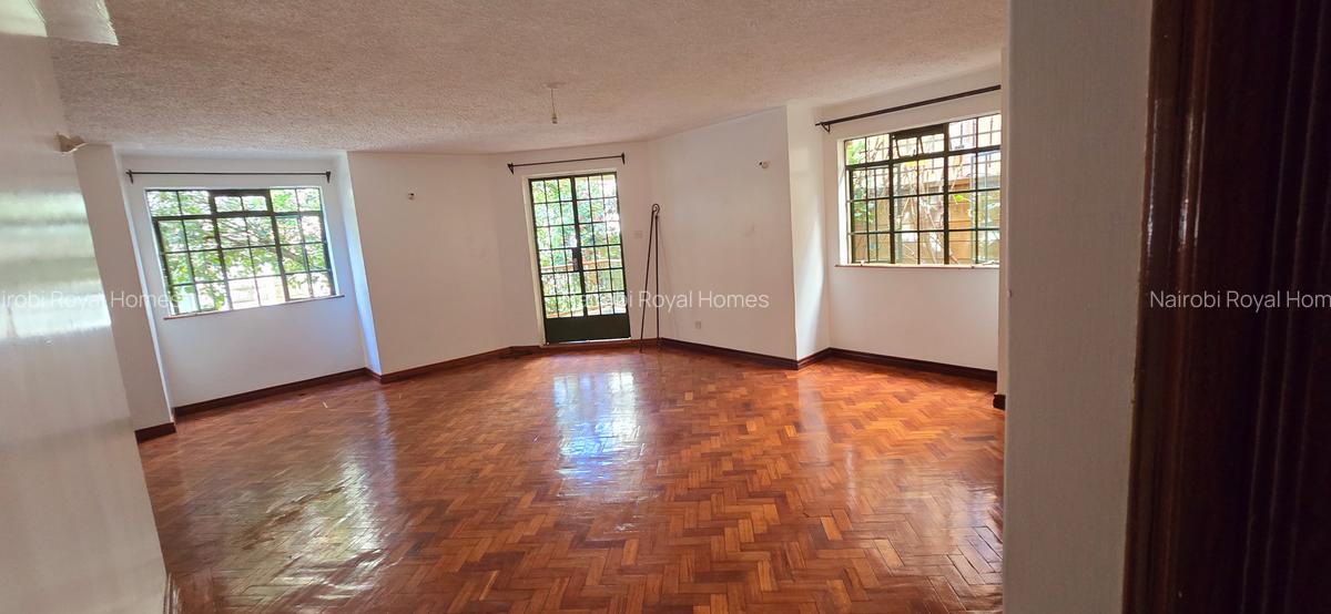 4 Bed Townhouse with En Suite at Off Convent Drive - 20