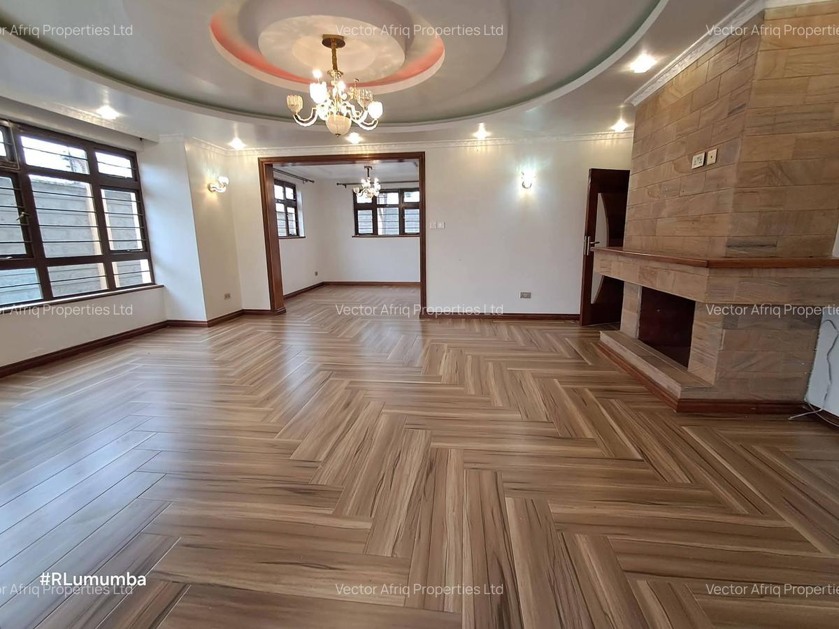 4 Bed Townhouse with En Suite in Kitengela - 2