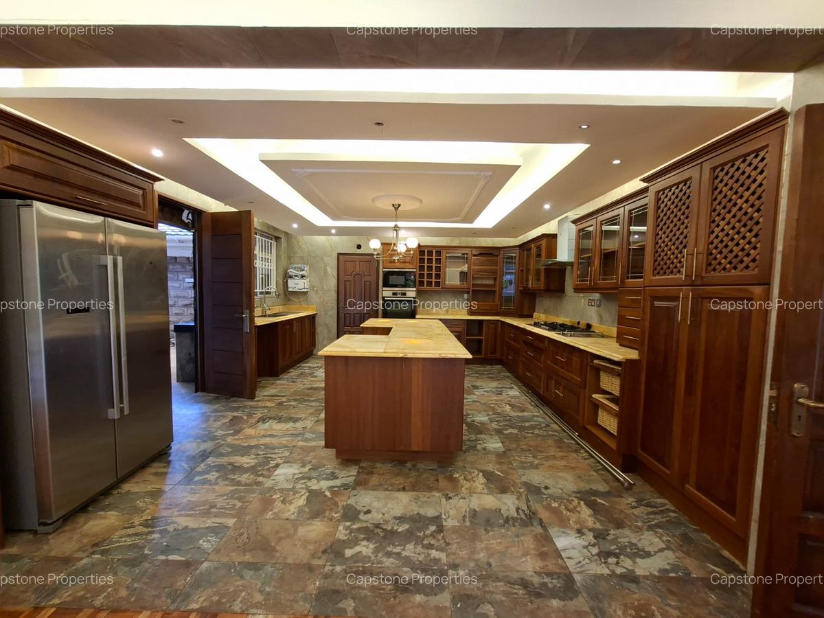 4 Bed House with En Suite in Runda - 7