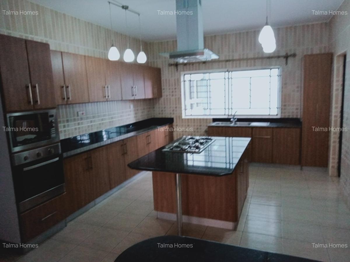 3 Bed Apartment with En Suite at Rhapta Road - 6