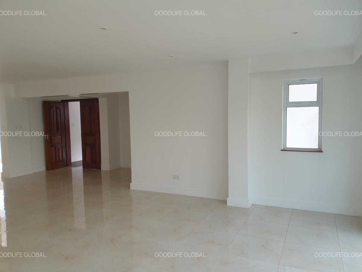 1 Bed Apartment with En Suite at Westlands - 10