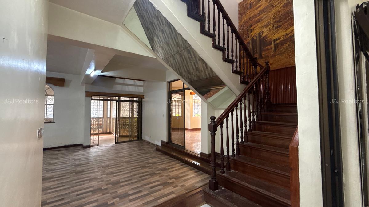 Commercial Property with Service Charge Included in Lavington - 3