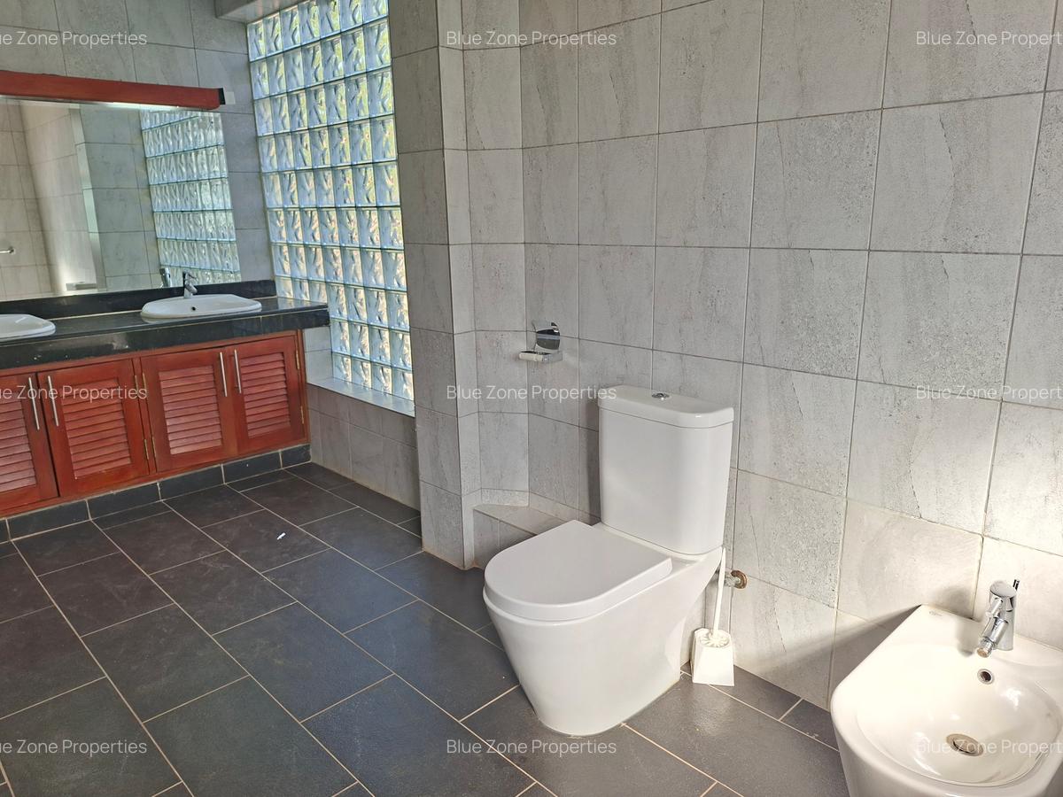 4 Bed House with En Suite at Off Benin Dr - 15