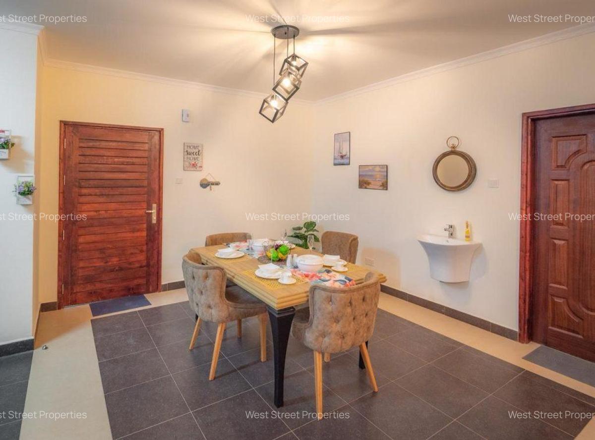 2 Bed Apartment with En Suite at Lavington - 9