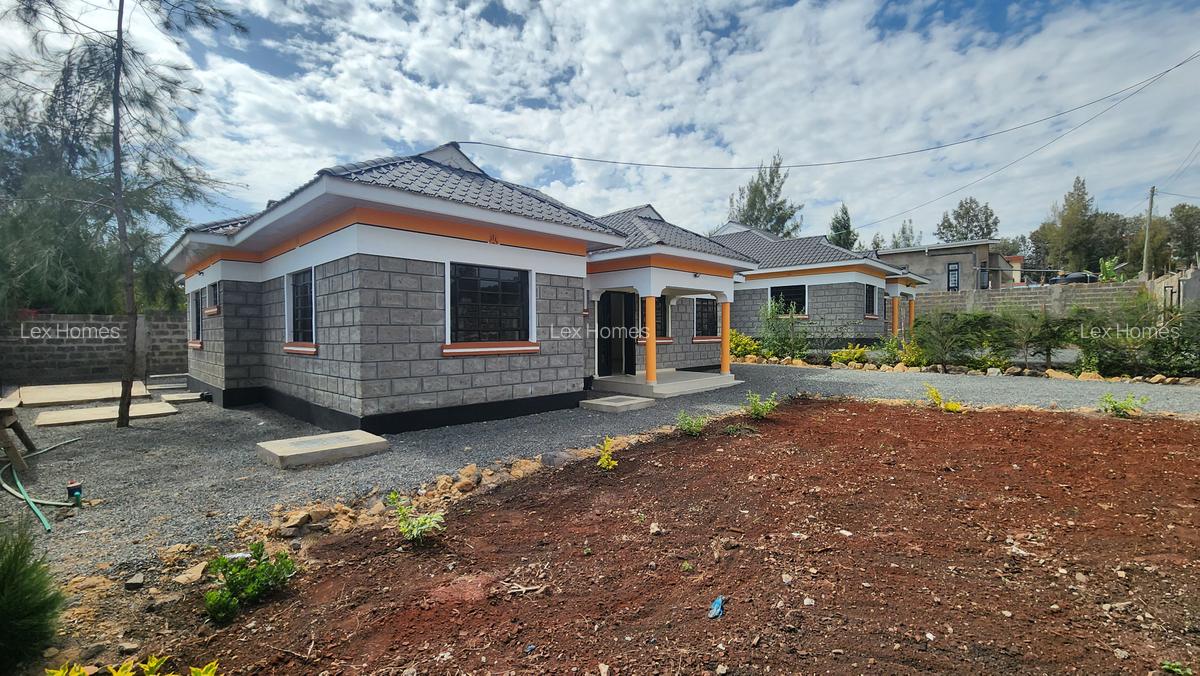 3 Bed House with En Suite at Rimpa - 2