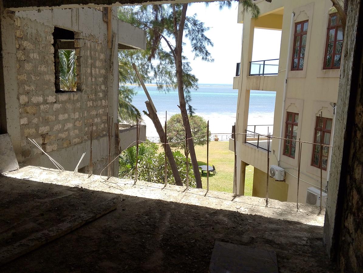 3 Bed Apartment with En Suite at Mt Kenya Road - 4