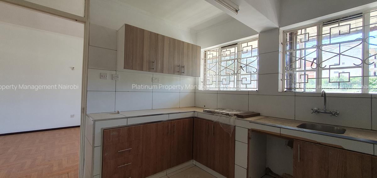 3 Bed Apartment with En Suite at Forest Lane - 4