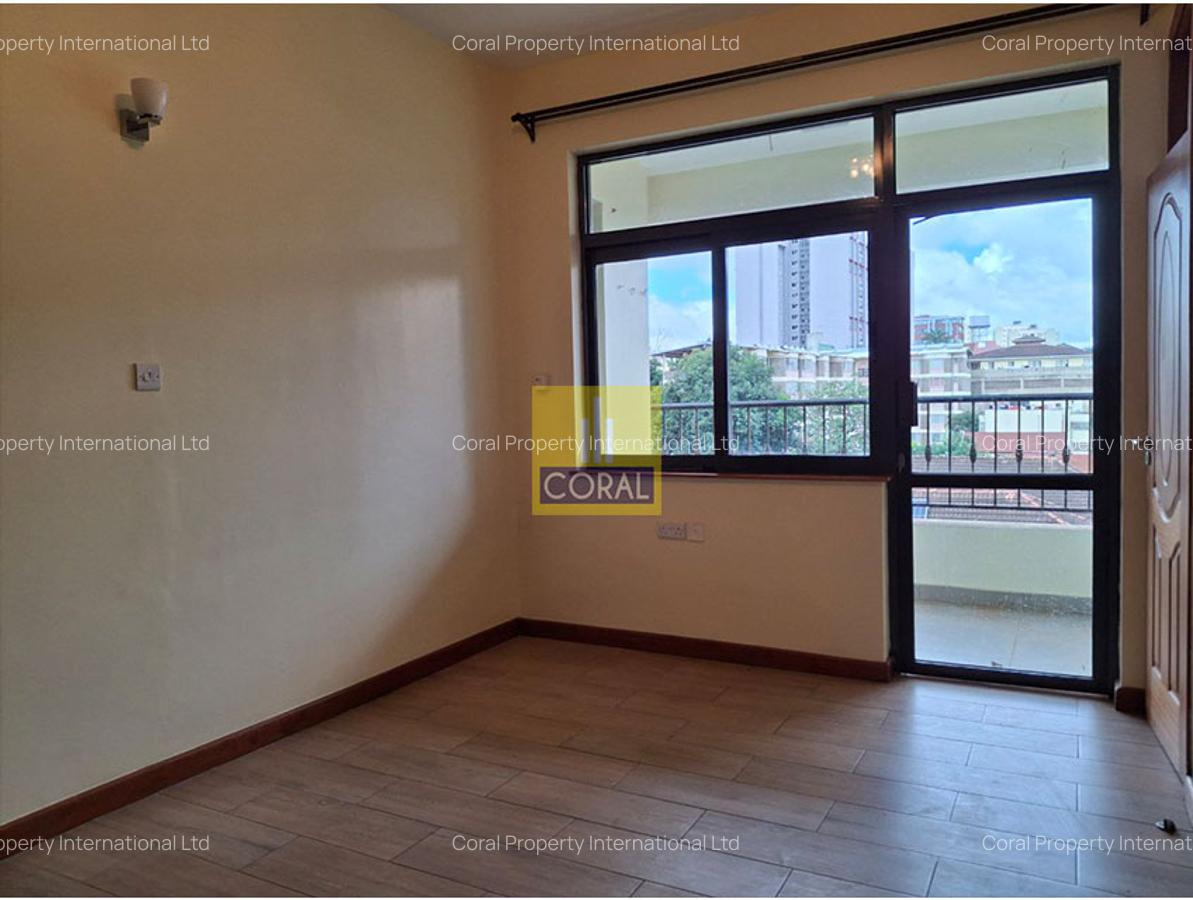 3 Bed Apartment with Lift in Parklands - 9