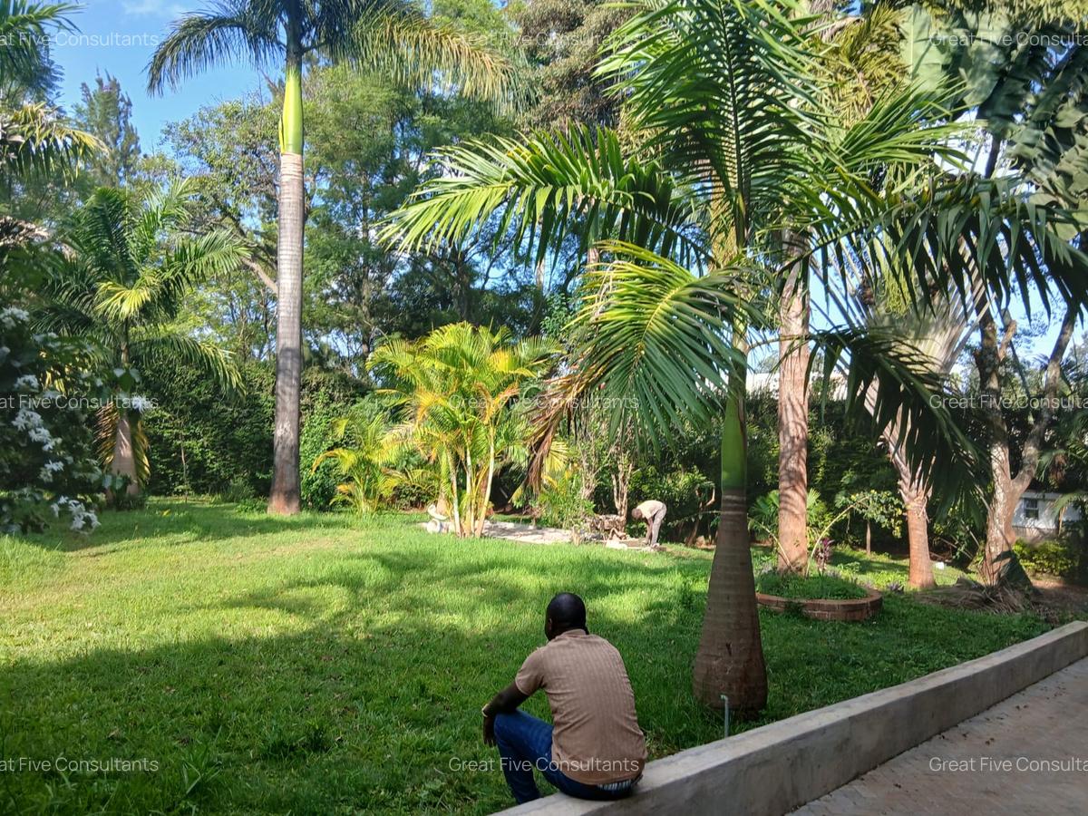 4 Bed Villa with En Suite in Runda - 3