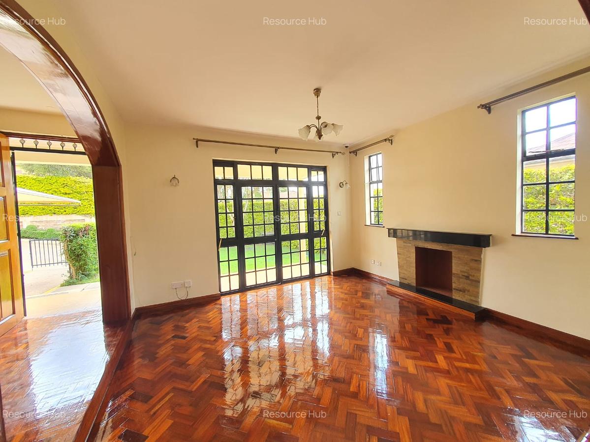 4 Bed Townhouse with En Suite at Loresho - 5