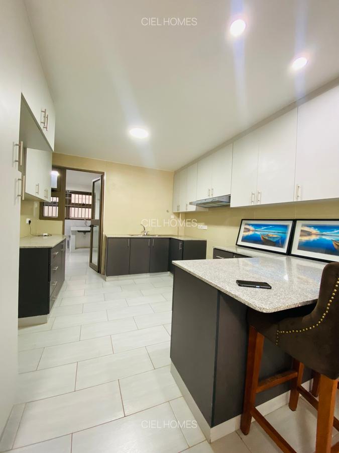 3 Bed Apartment with En Suite in Lavington - 2