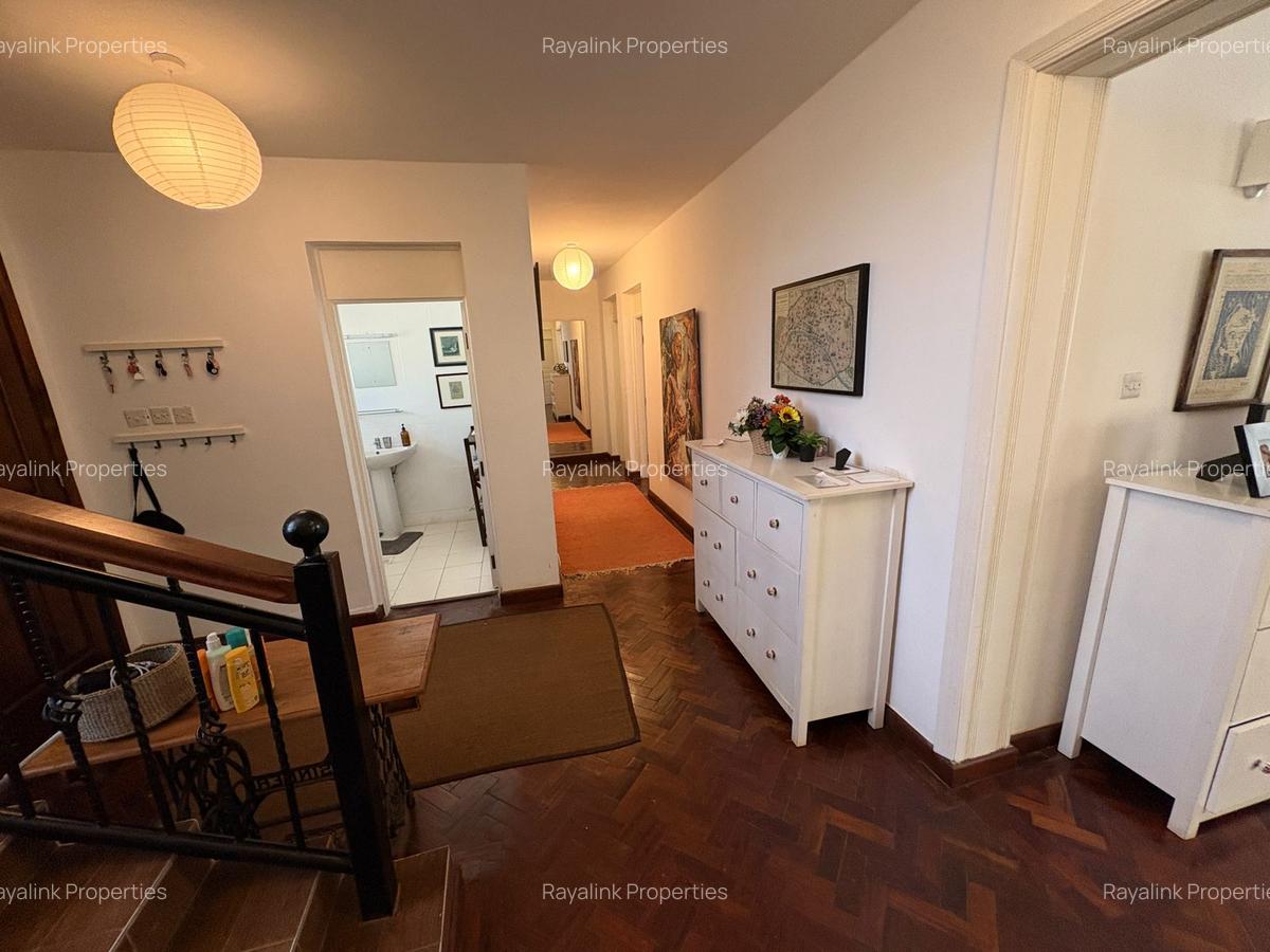 4 Bed Townhouse with En Suite in Loresho - 10