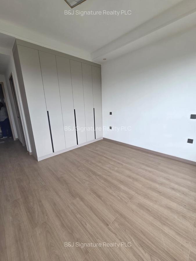 2 Bed Apartment with En Suite in Riverside - 14