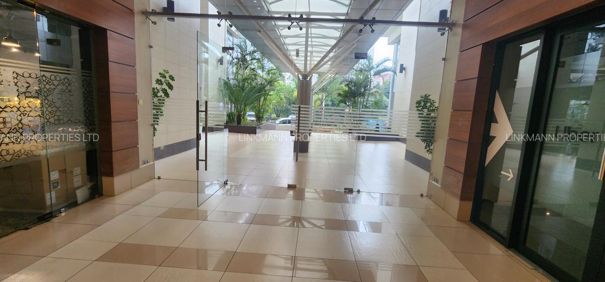 3,245 ft² Office with Service Charge Included in Westlands Area - 6