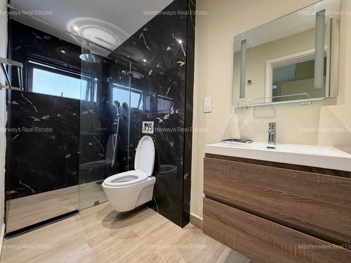 2 Bed Apartment with En Suite in Riverside - 13