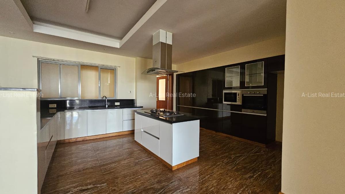 4 Bed Apartment with En Suite at Vihiga Road - 3