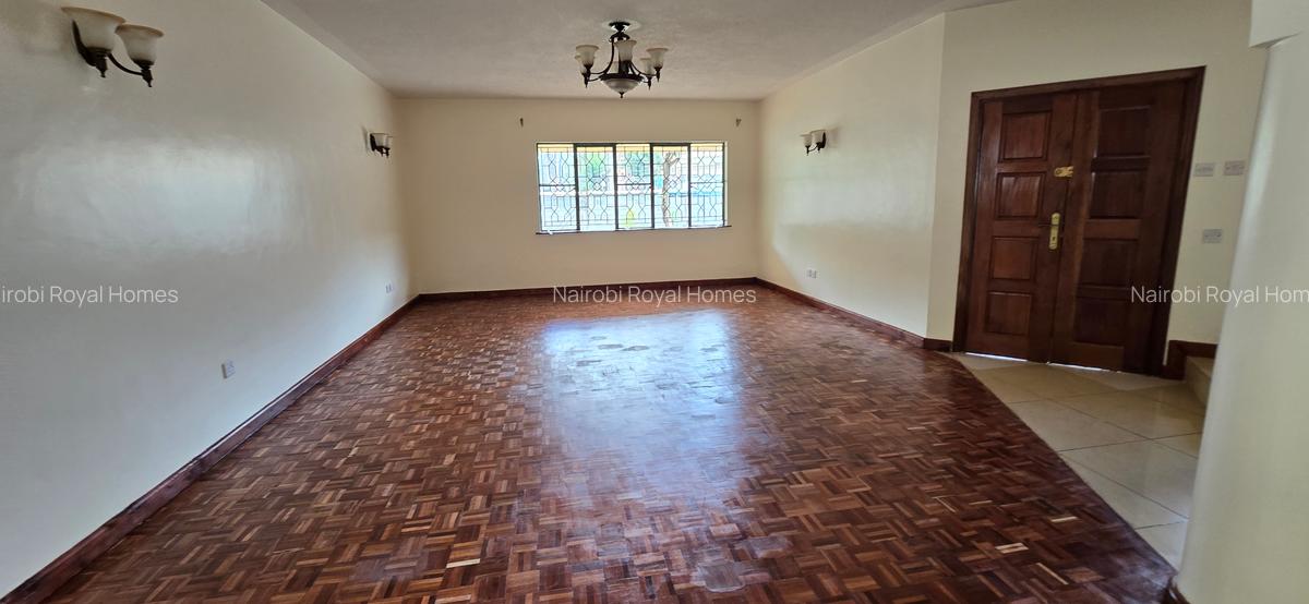 5 Bed Townhouse with En Suite at Lavington Road - 18